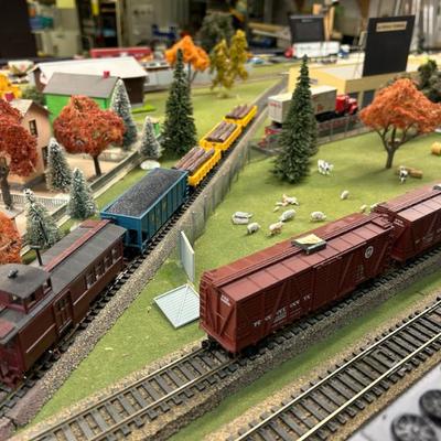 Sale Photo Thumbnail #214