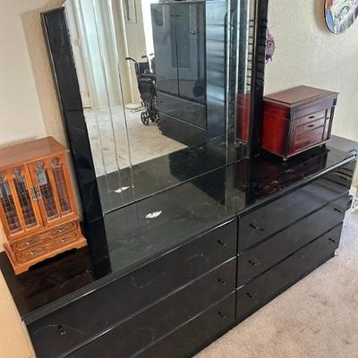 Sale Photo Thumbnail #84