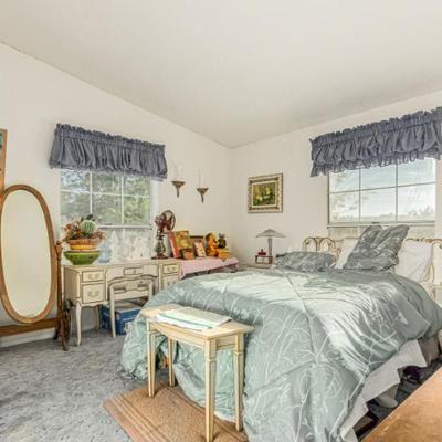 Sale Photo Thumbnail #38