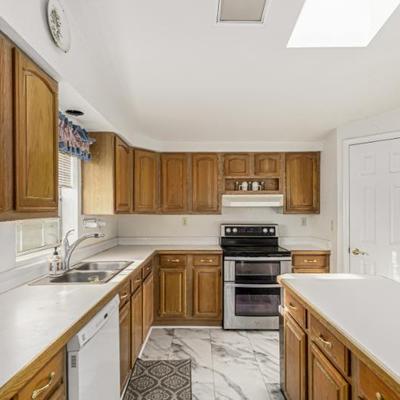 Sale Photo Thumbnail #31