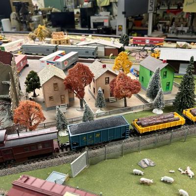 Sale Photo Thumbnail #220