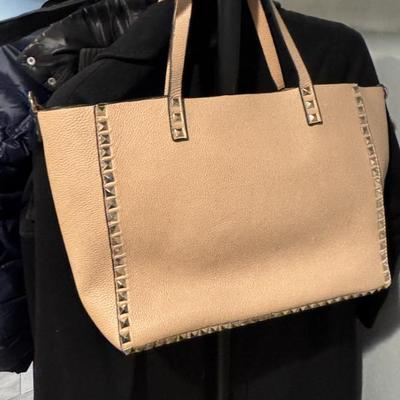 Sale Photo Thumbnail #143