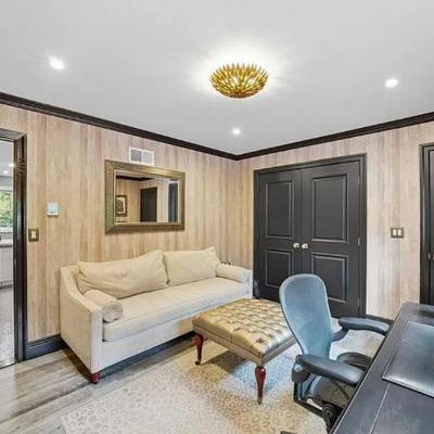 Sale Photo Thumbnail #10