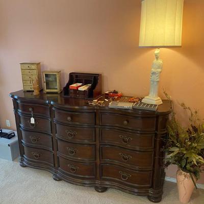 Sale Photo Thumbnail #59