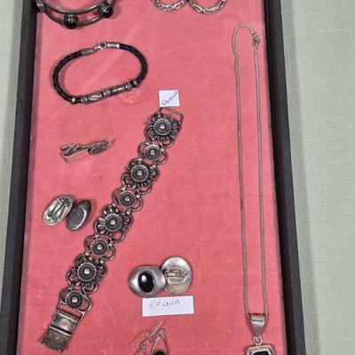 Sale Photo Thumbnail #388