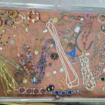 Sale Photo Thumbnail #535