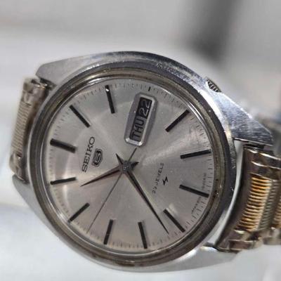 Sale Photo Thumbnail #199