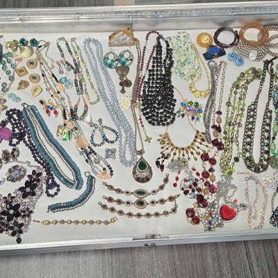 Sale Photo Thumbnail #521