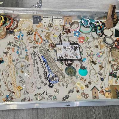 Sale Photo Thumbnail #529