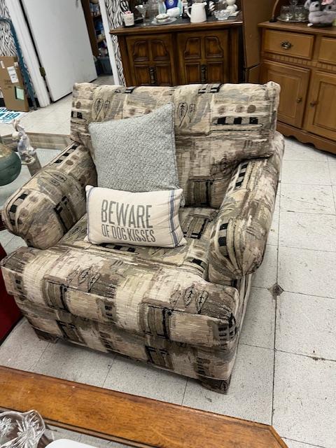 Sale Photo Thumbnail #22