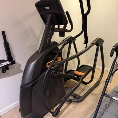 Sale Photo Thumbnail #150