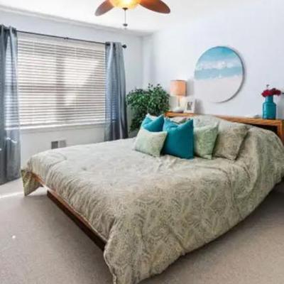 Sale Photo Thumbnail #51