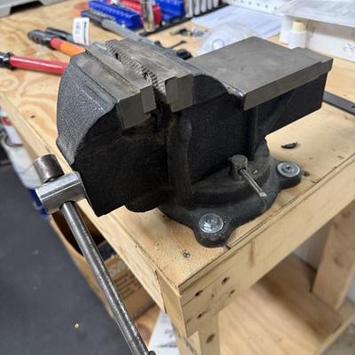 Sale Photo Thumbnail #148