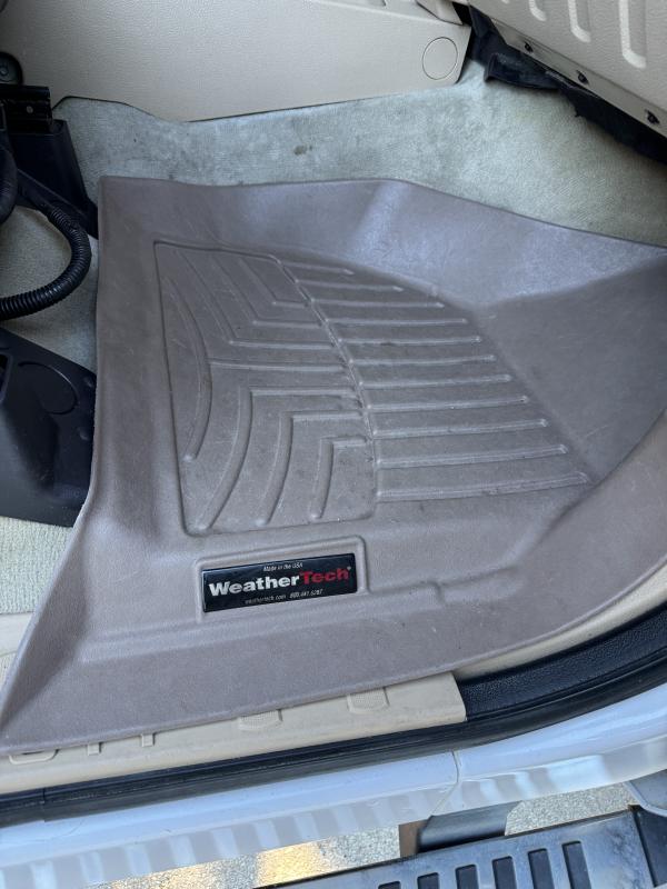 Sale Photo Thumbnail #4