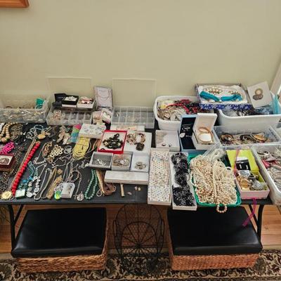 Sale Photo Thumbnail #35