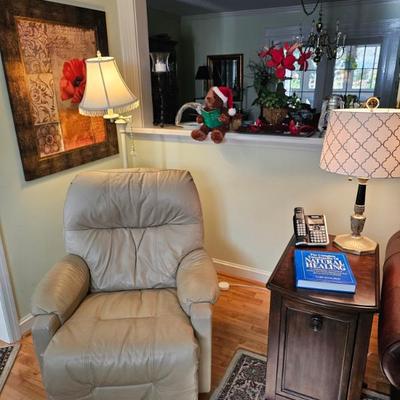 Sale Photo Thumbnail #26