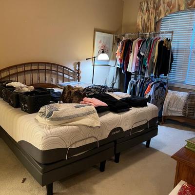 Sale Photo Thumbnail #32