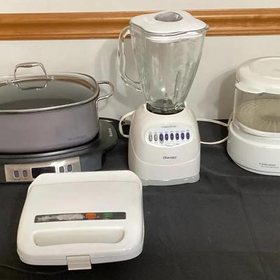 Assorted Small Kitchen Appliances-4