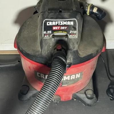 Craftsman 16 Gall Shop Vac 