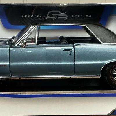 1965 Pontiac GTO 1:18 Scale Die Cast
