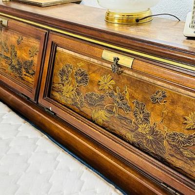 Sale Photo Thumbnail #139