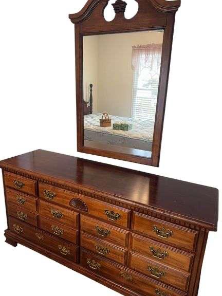 Sale Photo Thumbnail #42