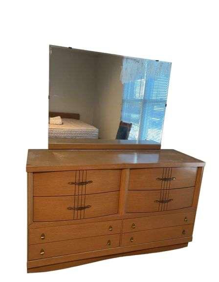 Sale Photo Thumbnail #51