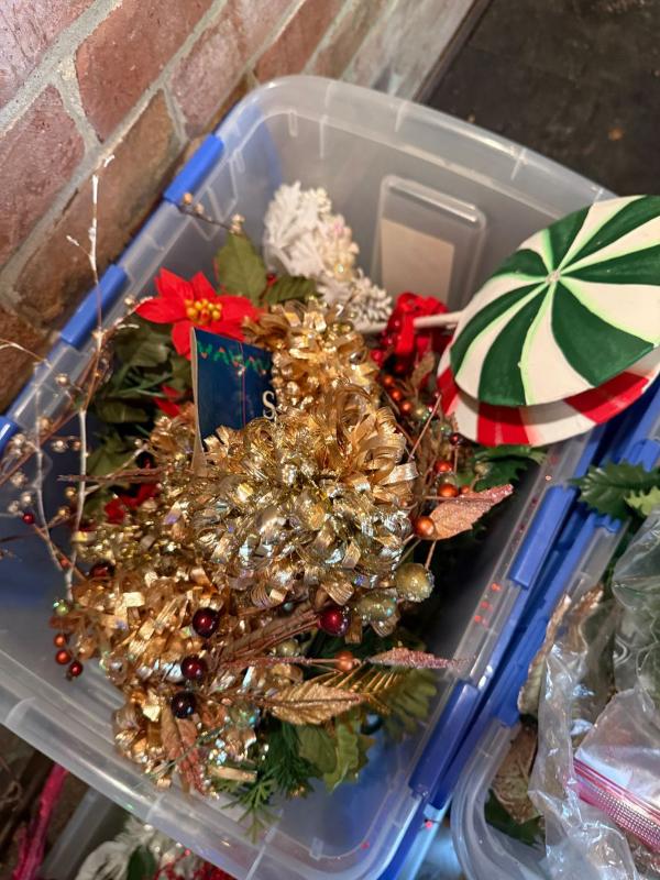 Sale Photo Thumbnail #195