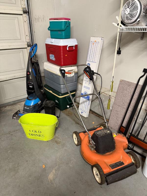 Sale Photo Thumbnail #205