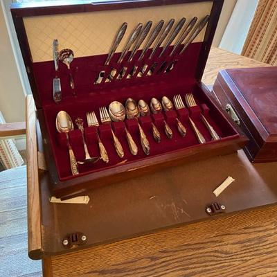 Sale Photo Thumbnail #74