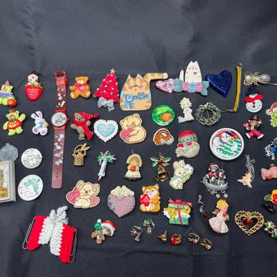 Holiday Pins & Brooches | Festive Christmas Collection w/ Box | Pendants & A 101 Dalmatians Watch