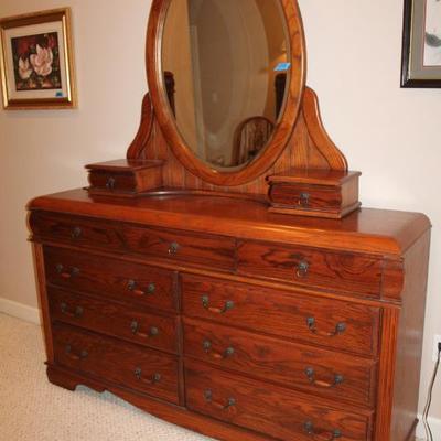 Sale Photo Thumbnail #30