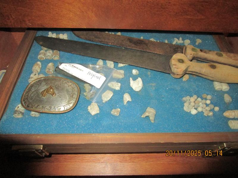 Sale Photo Thumbnail #32