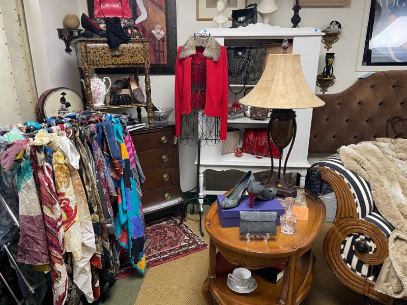 Sale Photo Thumbnail #2