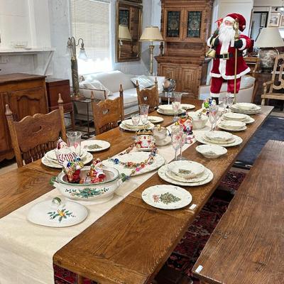 holiday table setting