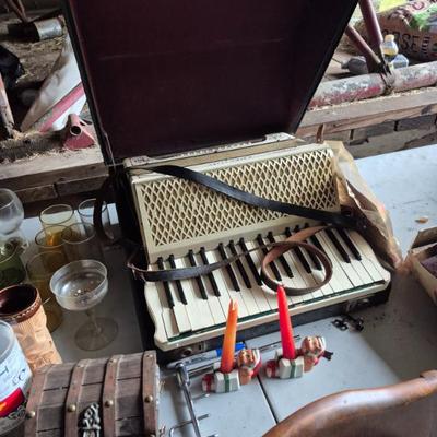 Sale Photo Thumbnail #109