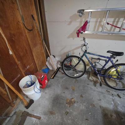 Sale Photo Thumbnail #183