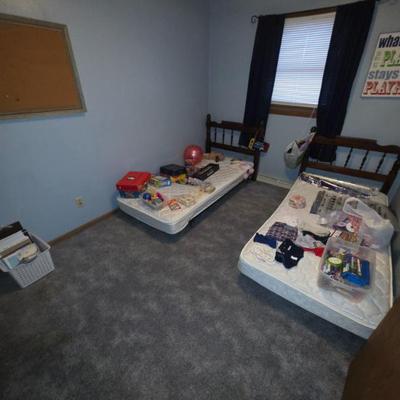 Sale Photo Thumbnail #163