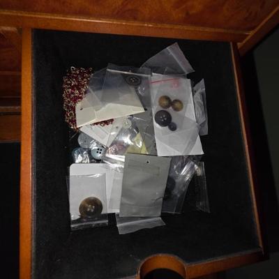 Sale Photo Thumbnail #150