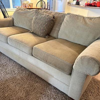 Sale Photo Thumbnail #3