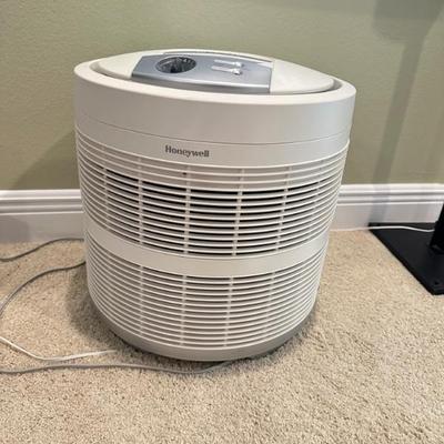 Sale Photo Thumbnail #50