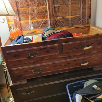 Sale Photo Thumbnail #76