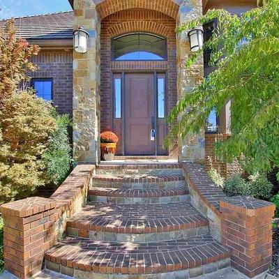 Sale Photo Thumbnail #43