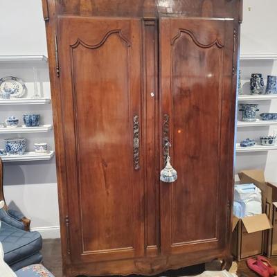 1840 Armoire 