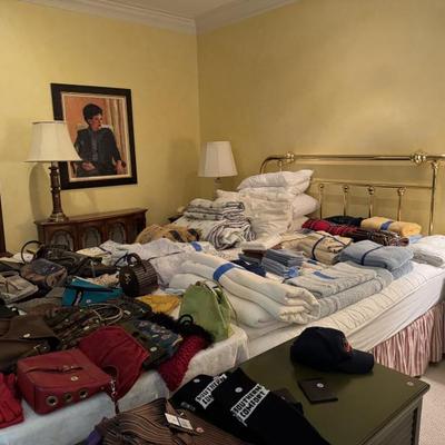 Sale Photo Thumbnail #25