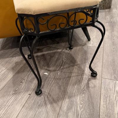 Sale Photo Thumbnail #354