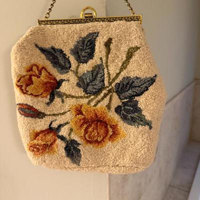 Sale Photo Thumbnail #334