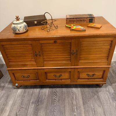 Sale Photo Thumbnail #341