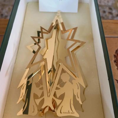 Danbury Mint First Gold Christmas Tree Topper & Annual Ornament Collection