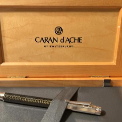 Caran d'Ache Varius Carbon pen. 